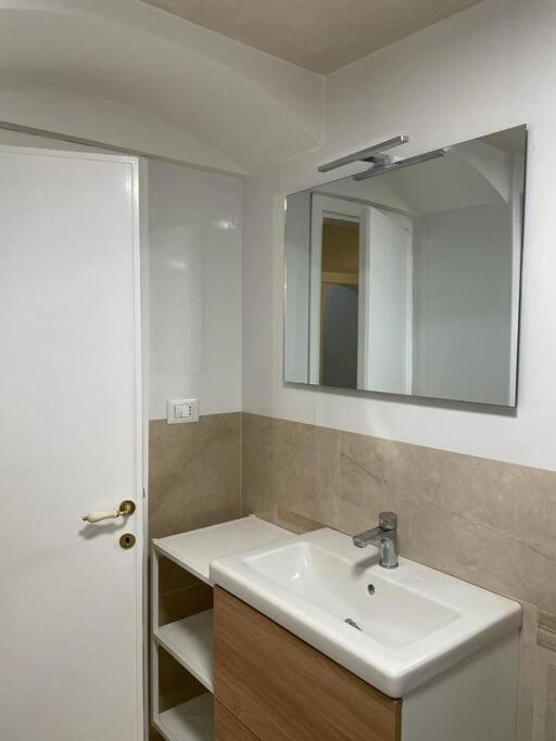 Bellaflo: Small Apartment In The Center Of Florence Exterior photo